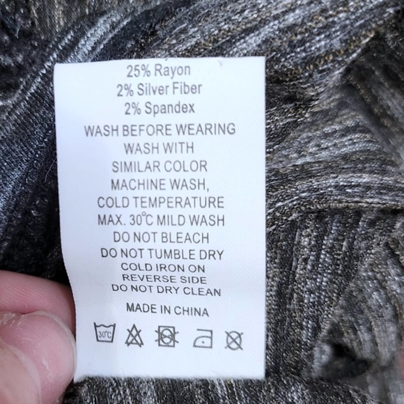 Zyia Active Black Infinity Sweat-Wicking Tank Top Sz Medium M - Picture 5 of 5